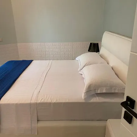 Coastal, 2-bedroom Unit גולם